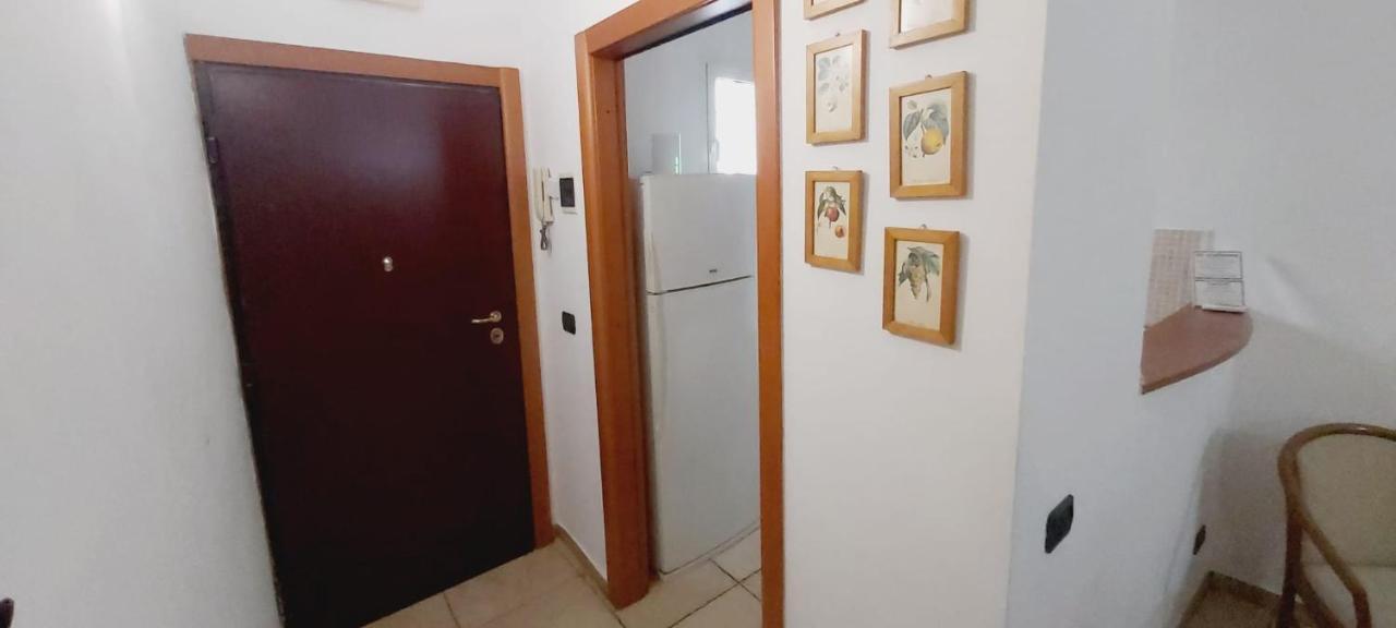Mamo1 - Appartamento In Pieno Centro Citta Bari Esterno foto