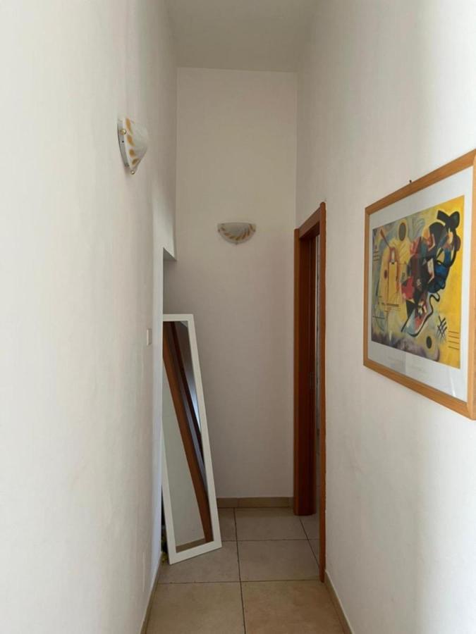 Mamo1 - Appartamento In Pieno Centro Citta Bari Esterno foto