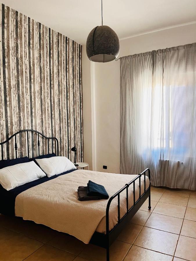 Mamo1 - Appartamento In Pieno Centro Citta Bari Esterno foto