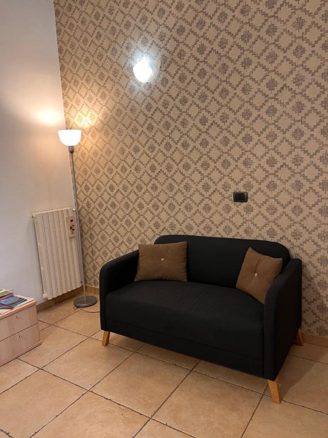 Mamo1 - Appartamento In Pieno Centro Citta Bari Esterno foto