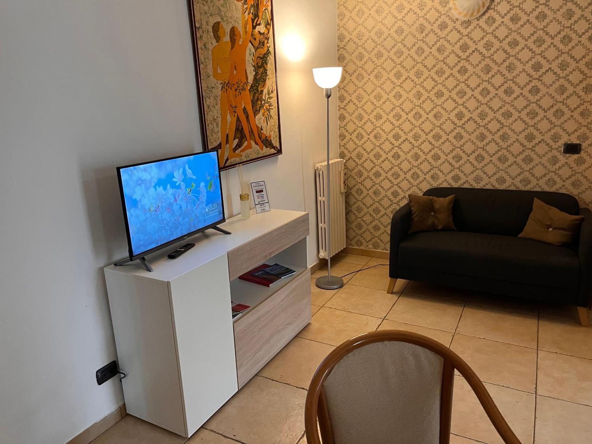 Mamo1 - Appartamento In Pieno Centro Citta Bari Esterno foto